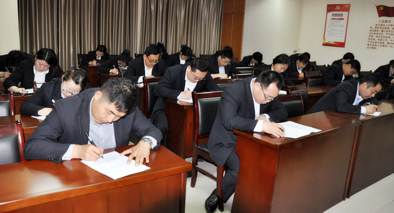 濟南連心物業(yè)有限公司舉行2019年上半年管理人員規章制度考試