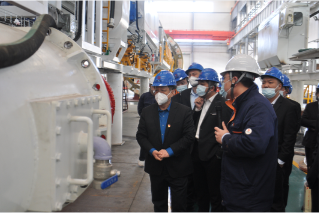 濟南連心物業(yè)組織管理人員參觀(guān)濟南重工盾構機總裝車(chē)間、濟南中央商務(wù)區