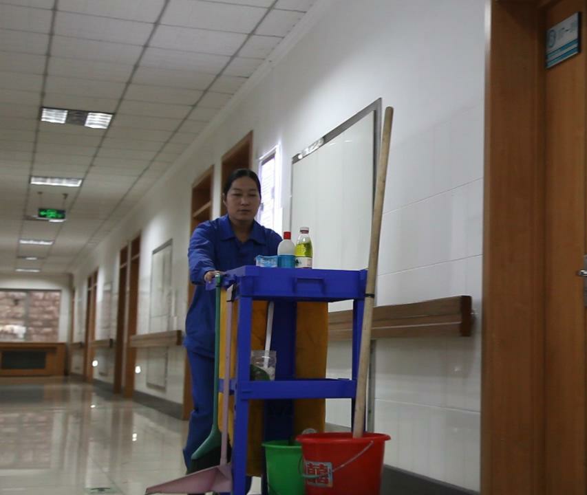 保潔人員工作現場(chǎng)