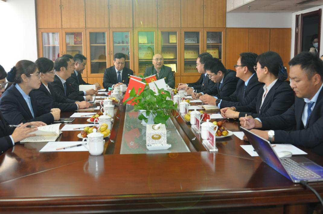 連心物業(yè)赴新匯物業(yè)進(jìn)行標準化工作交流學(xué)習