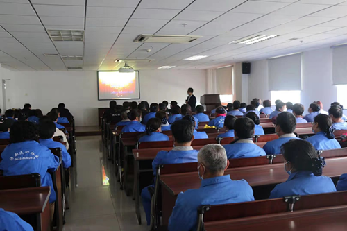 濟南連心物業(yè)有限公司舉行2021上半年?yáng)|部片區消防培訓